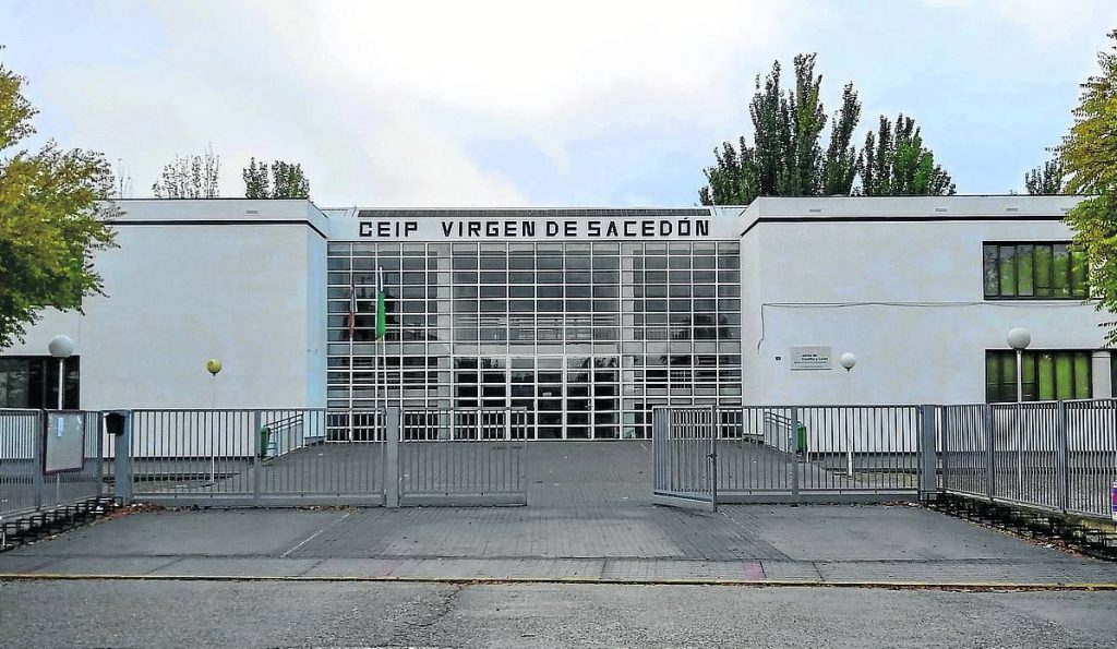 EL AYUNTAMIENTO DE PEDRAJAS DE SAN ESTEBAN DESTINA PARTE DEL PRESUPUESTO DE FIESTAS PARA OBRAS URGENTES EN EL CEIP “VIRGEN DE SACEDÓN”