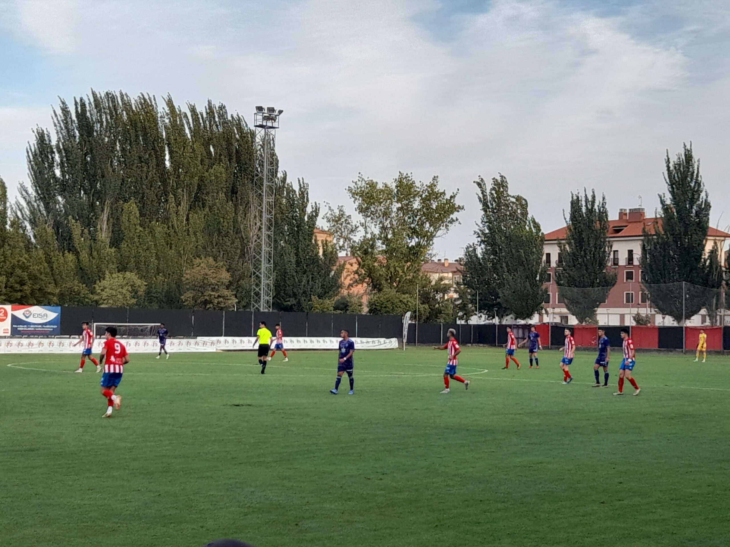 El Real Valladolid Promesas se alza con el XXVII Trofeo Diputación de Valladolid