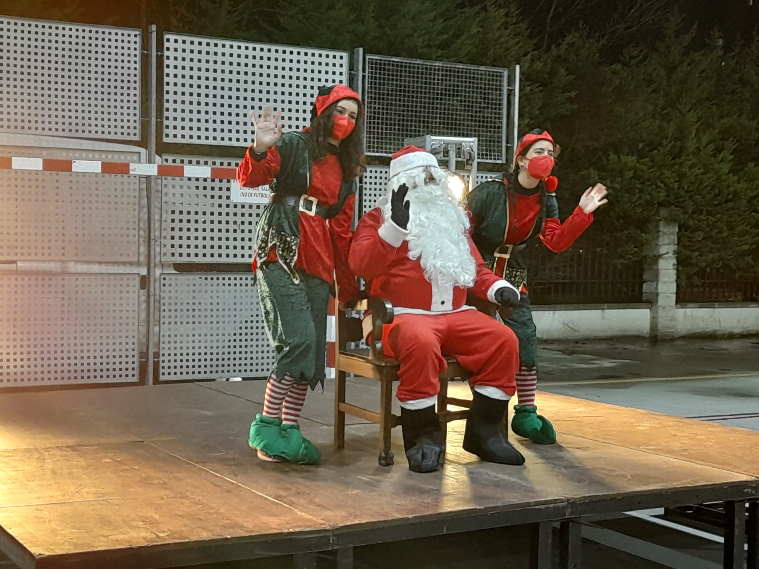 Papá Noel llega a Laguna de Duero cargado de regalos