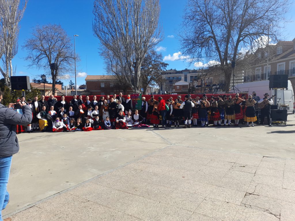 Música y tradición para degustar los productos de la matanza en Laguna de Duero