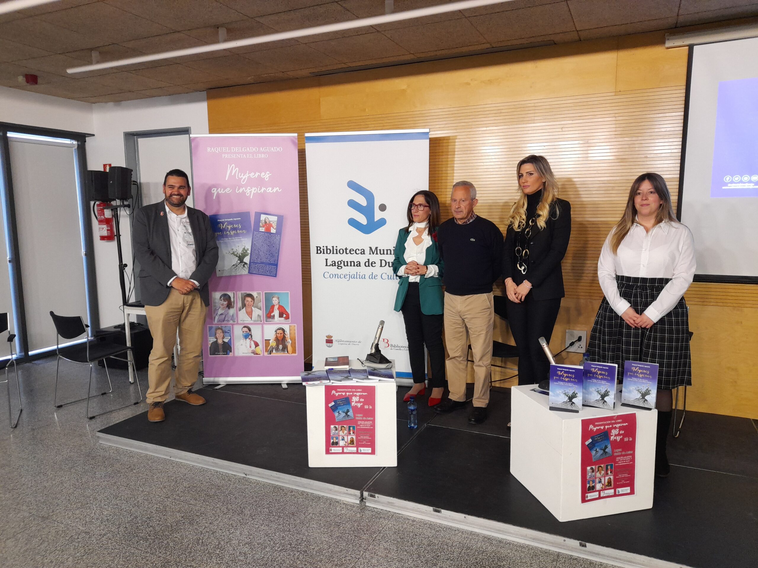 Raquel Delgado presenta su libro "Mujeres que Inspiran"