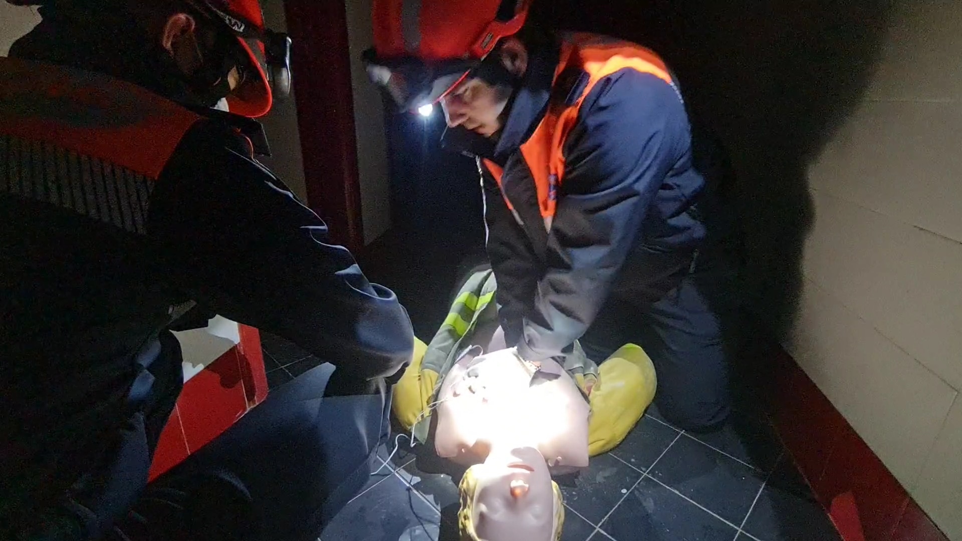 Jornada de formación práctica por parte de la Agrupación de Voluntarios de Protección Civil