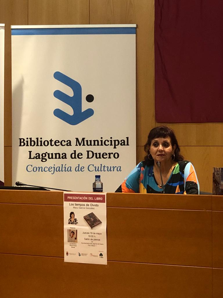 Presentación del libro "Los Tiempos de Olvido"de la escritora Macu García González