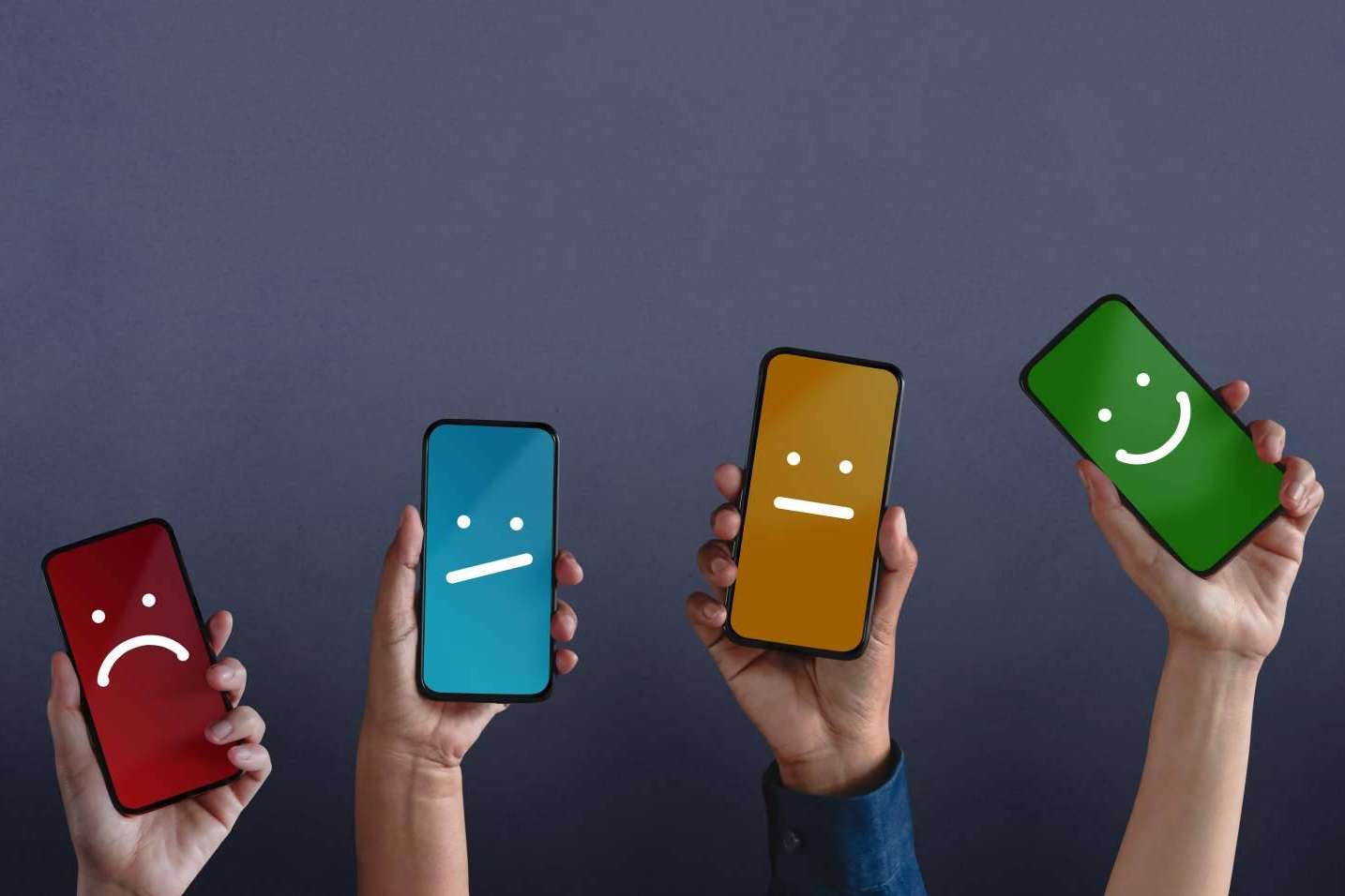 AvisoVoz sobre la importancia de los software de encuestas telefónicas IVR para optimizar empresas