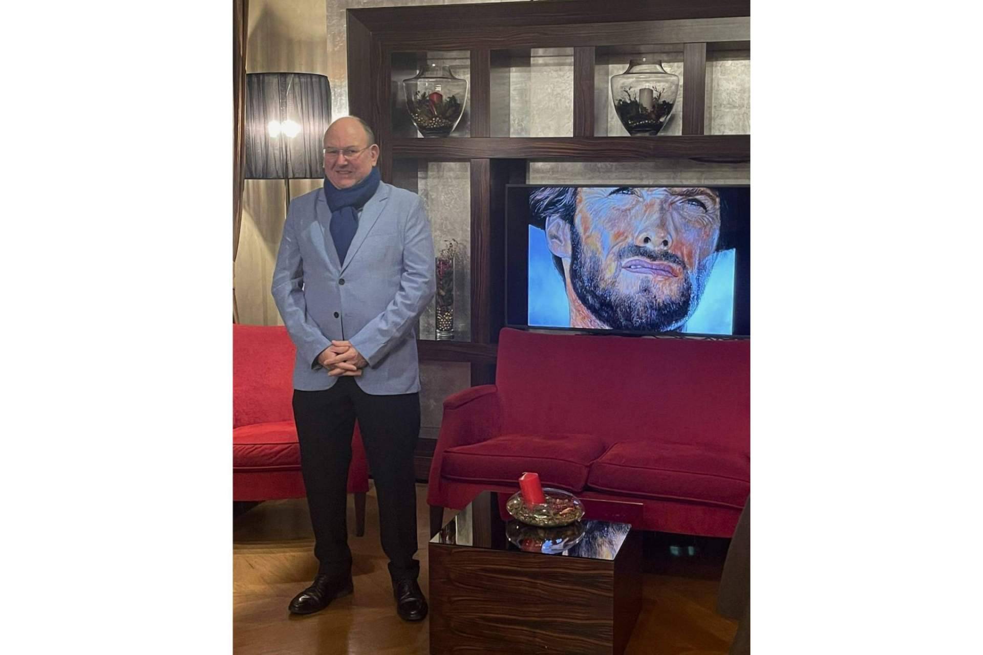 Representación y promoción de artistas, con Galería Carey Oficial