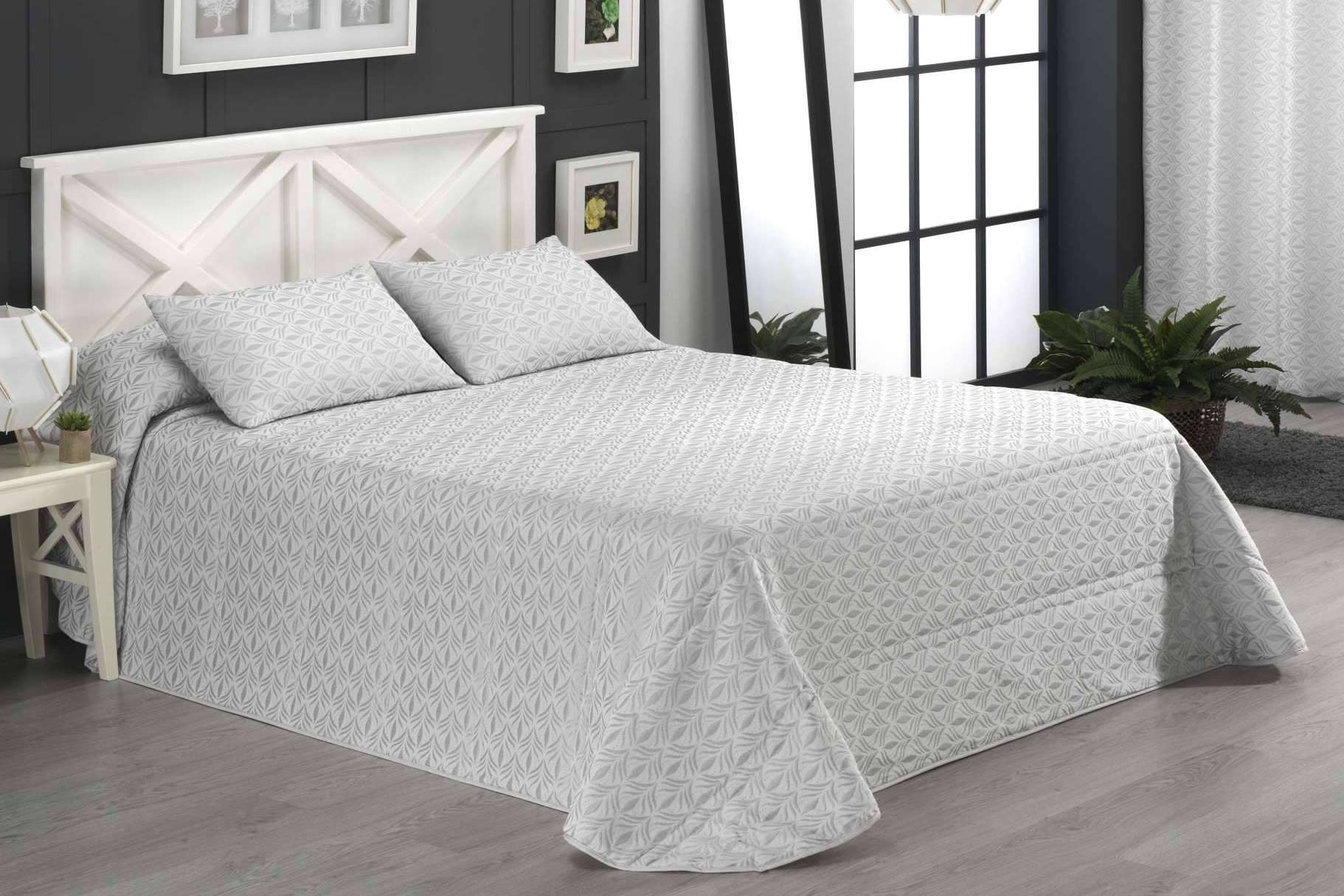 Cambio de ropa de cama en primavera con las colchas boutí de La Novena Nube