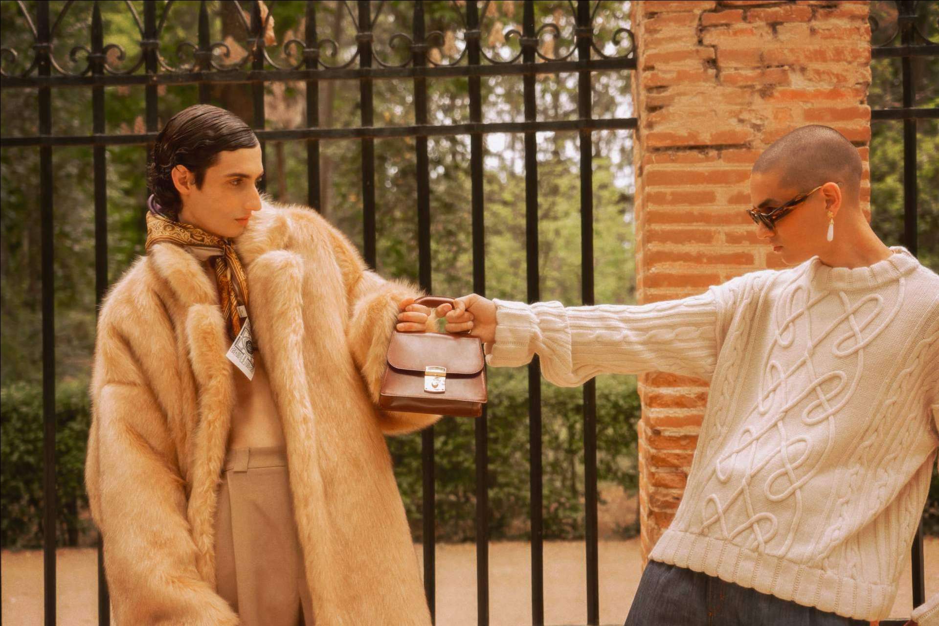Lujo, éxito, ostentación y soberbia; Tukaos trae la moda yuppie a España