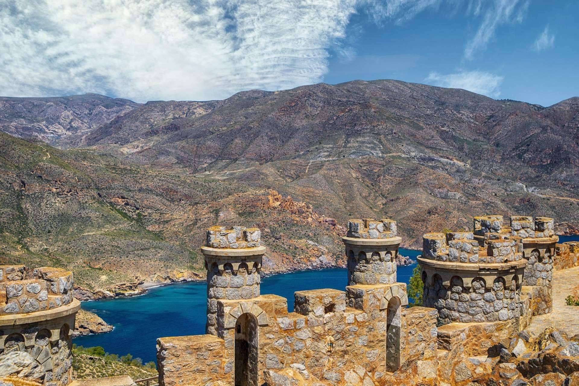 ¿Cuáles son los 10 destinos arquitectónicos para visitar en el sur de España?