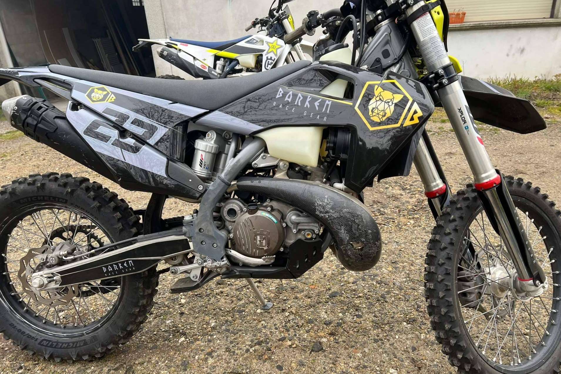 Adhesivos personalizados moto, en ADHESIVOSEMBARRADOS