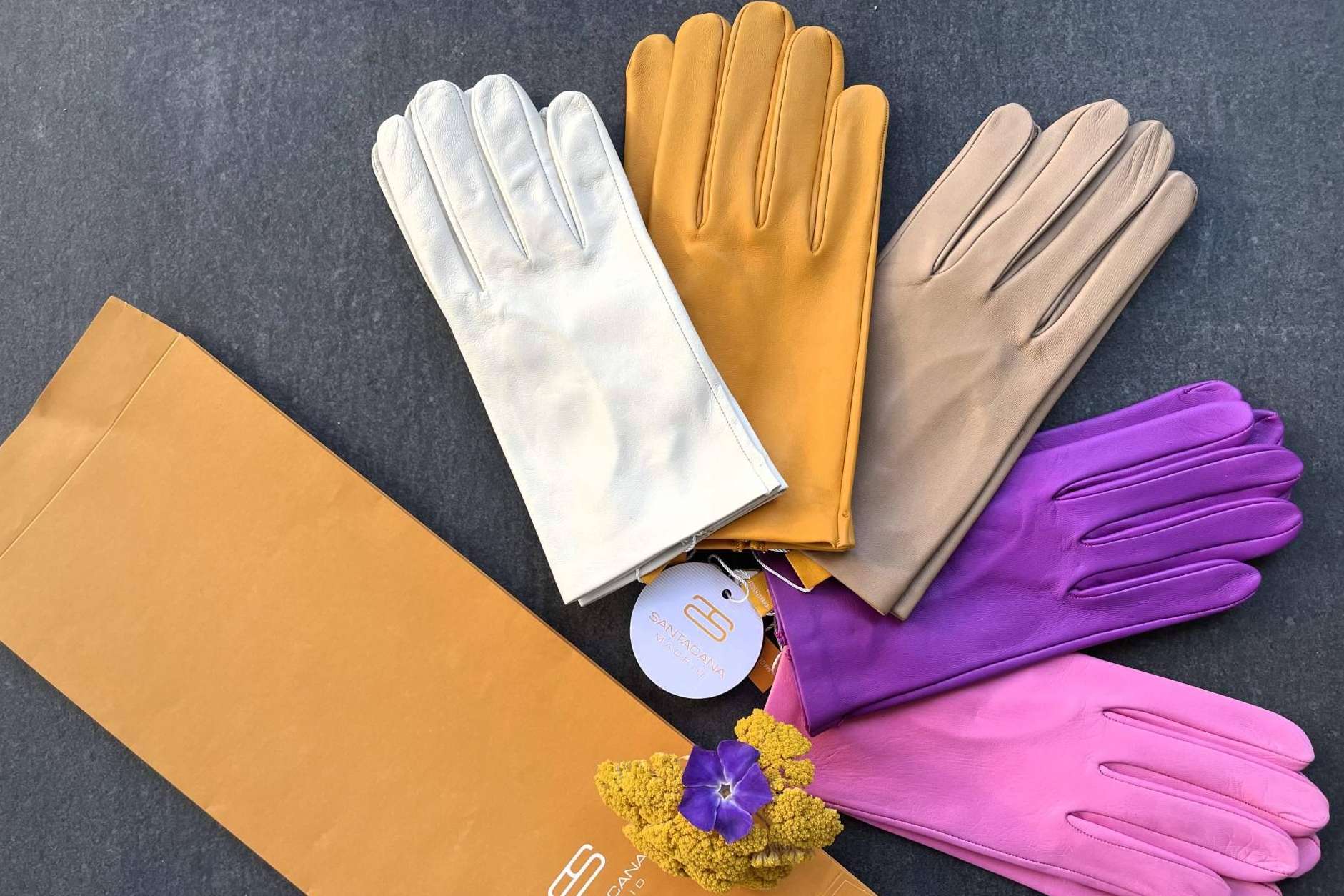 Ideas de regalos navideños con Santacana