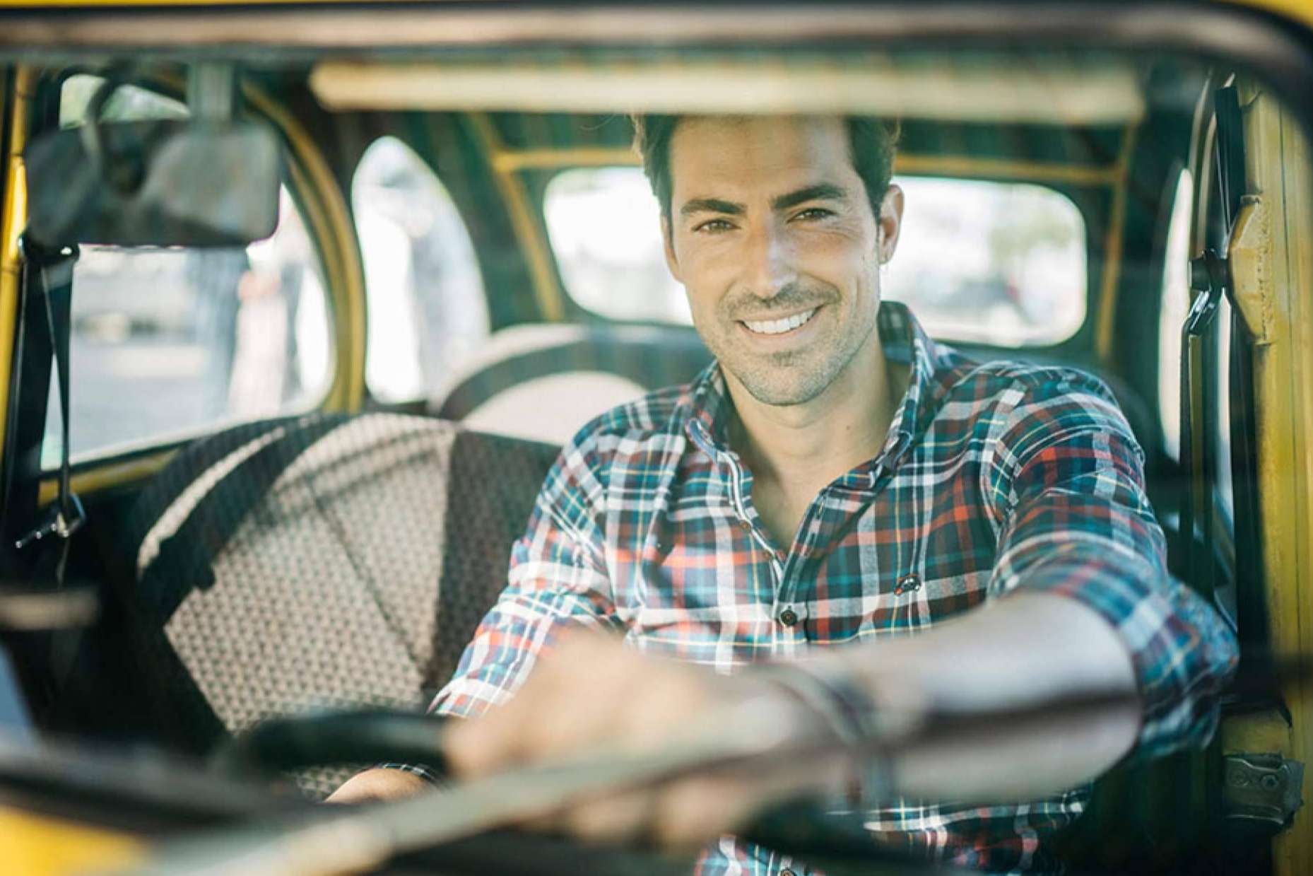 Camisas estampadas de hombre de Surfcar. Vanguardismo y estilo