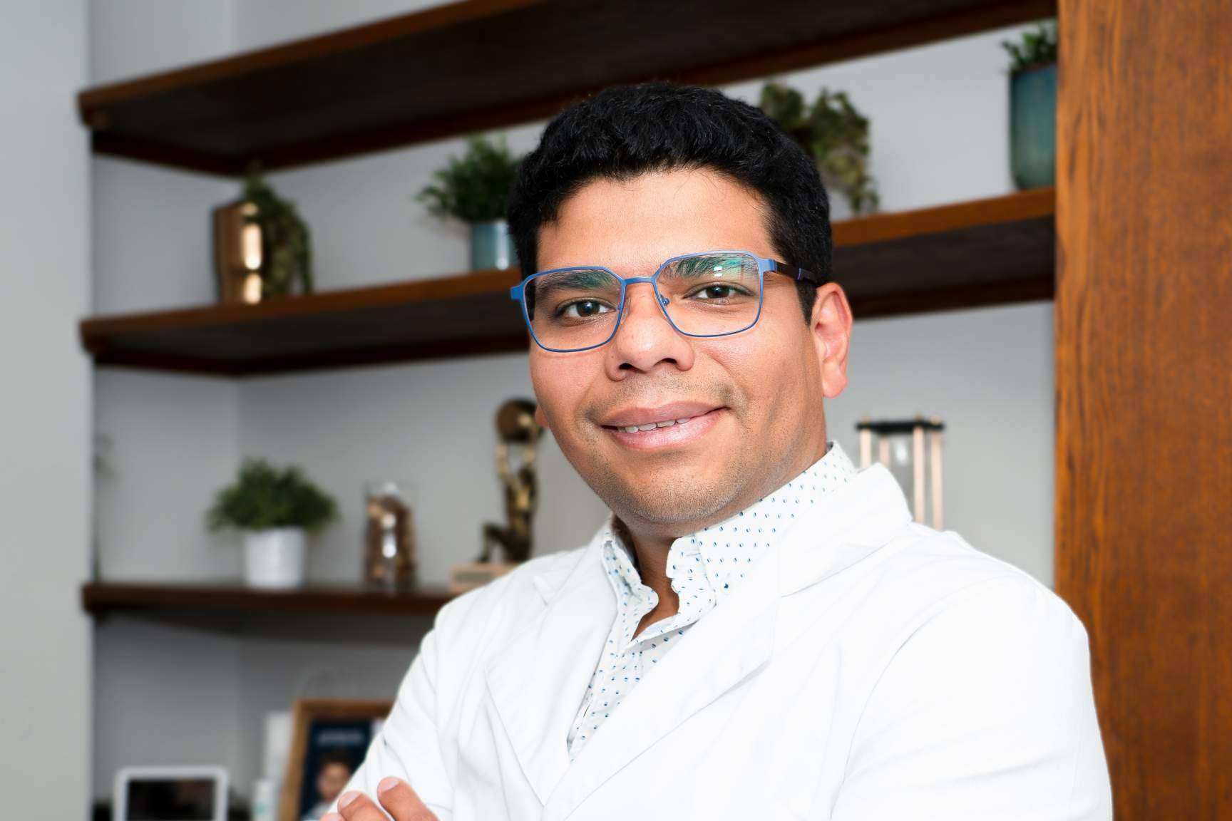 Microcapilar Hair Clinic, una clínica especializada en proporcionar tratamientos capilares anticaída en Madrid