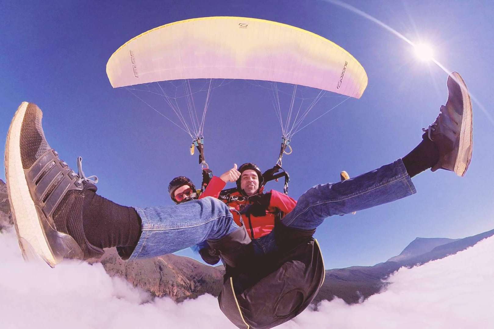 Descubrir la emoción de volar en parapente en Tenerife