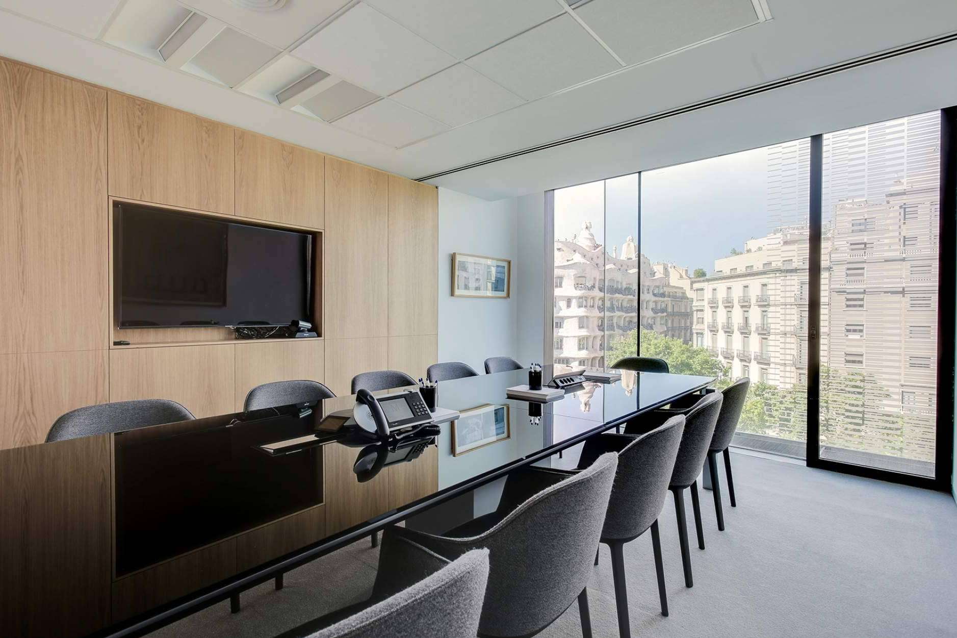 Los servicios de interiorismo de INDAStudio para diseñar negocios