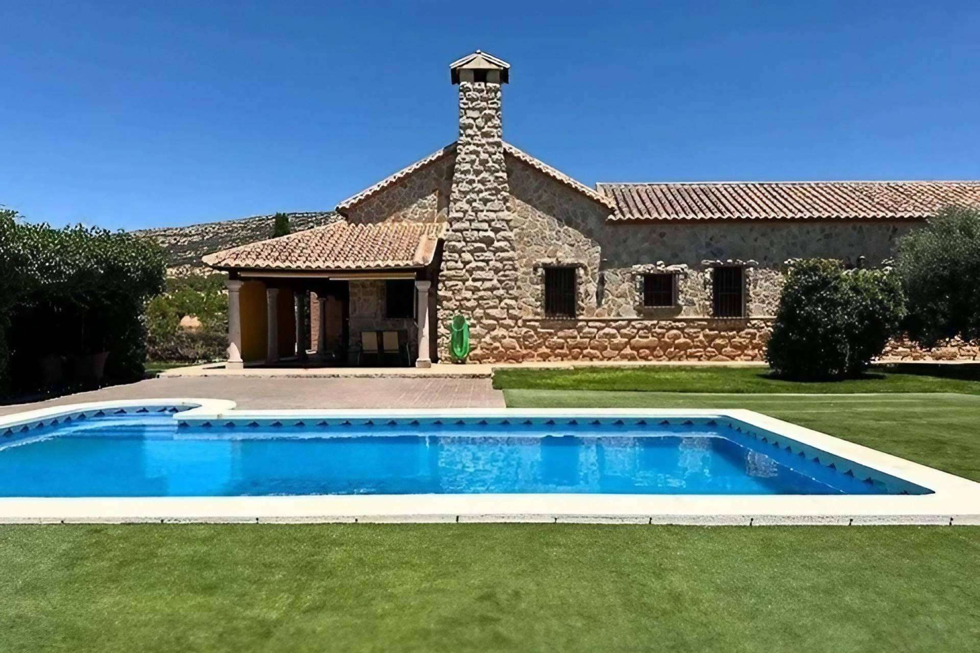 A la venta una finca en Moral de Calatrava por 1.8 millones de euros