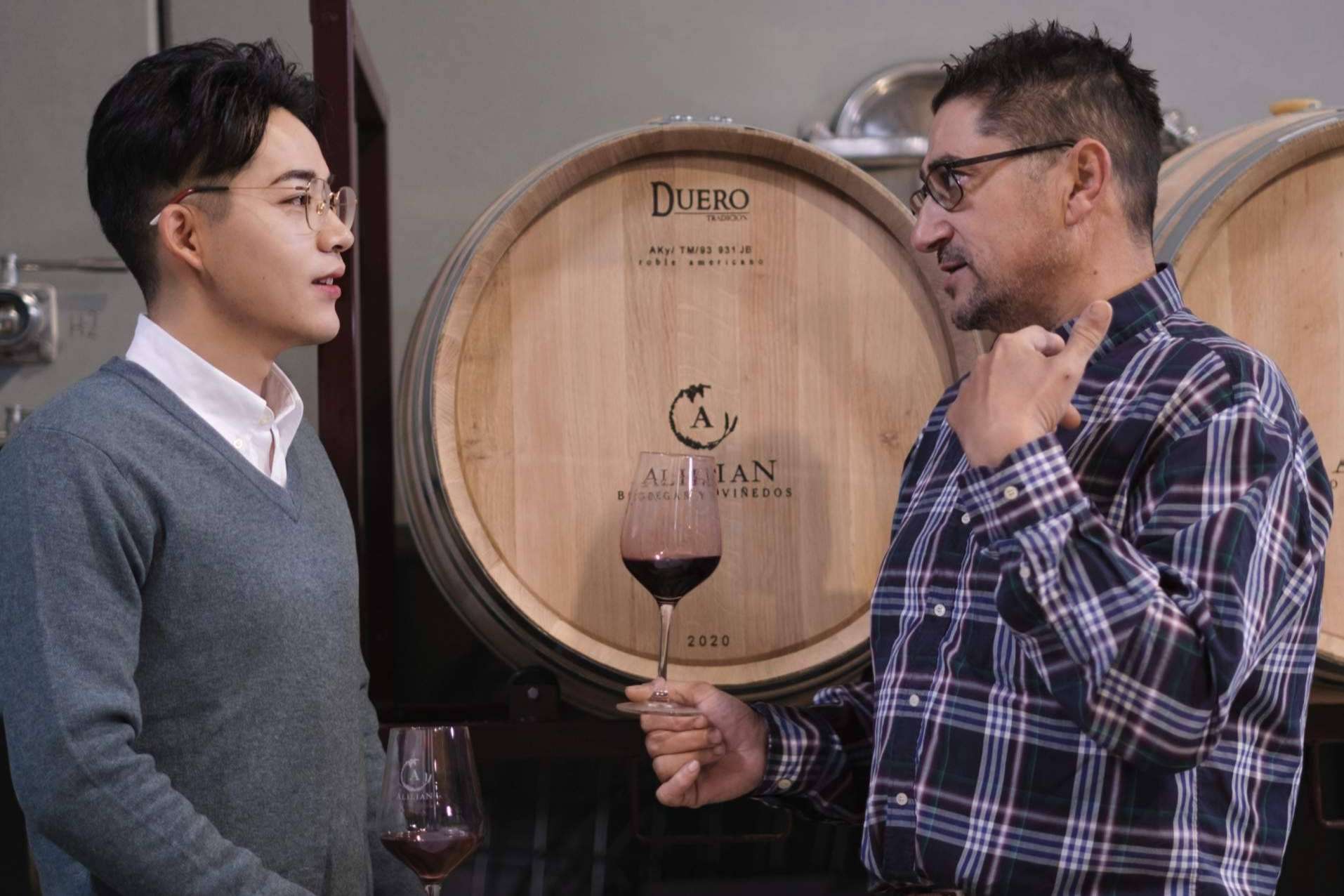 Conocer a Julián Xu Wang, director y enólogo de Bodegas Alilian