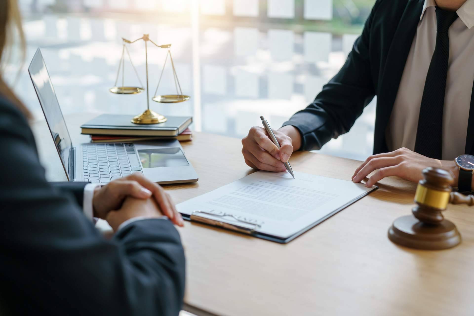 El despacho valenciano Mustieles Abogados, CB, especialistas en cobro de deudas