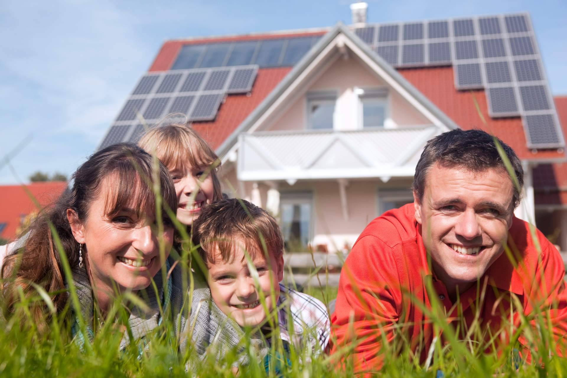 Ahorrar en la factura de luz con energía inteligente