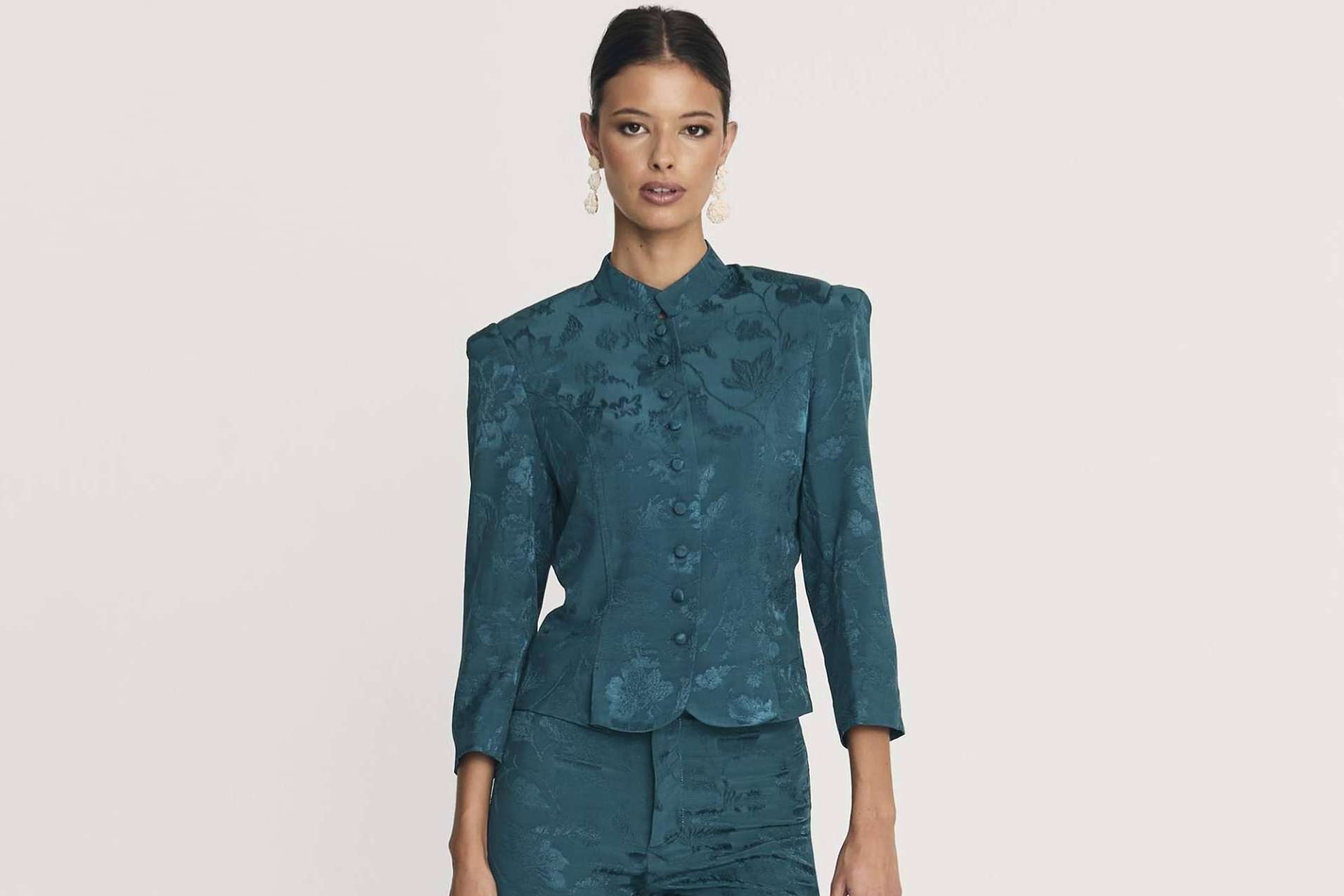 CHEERS, la nueva colección de vestidos de fiesta para brillar en cada brindis