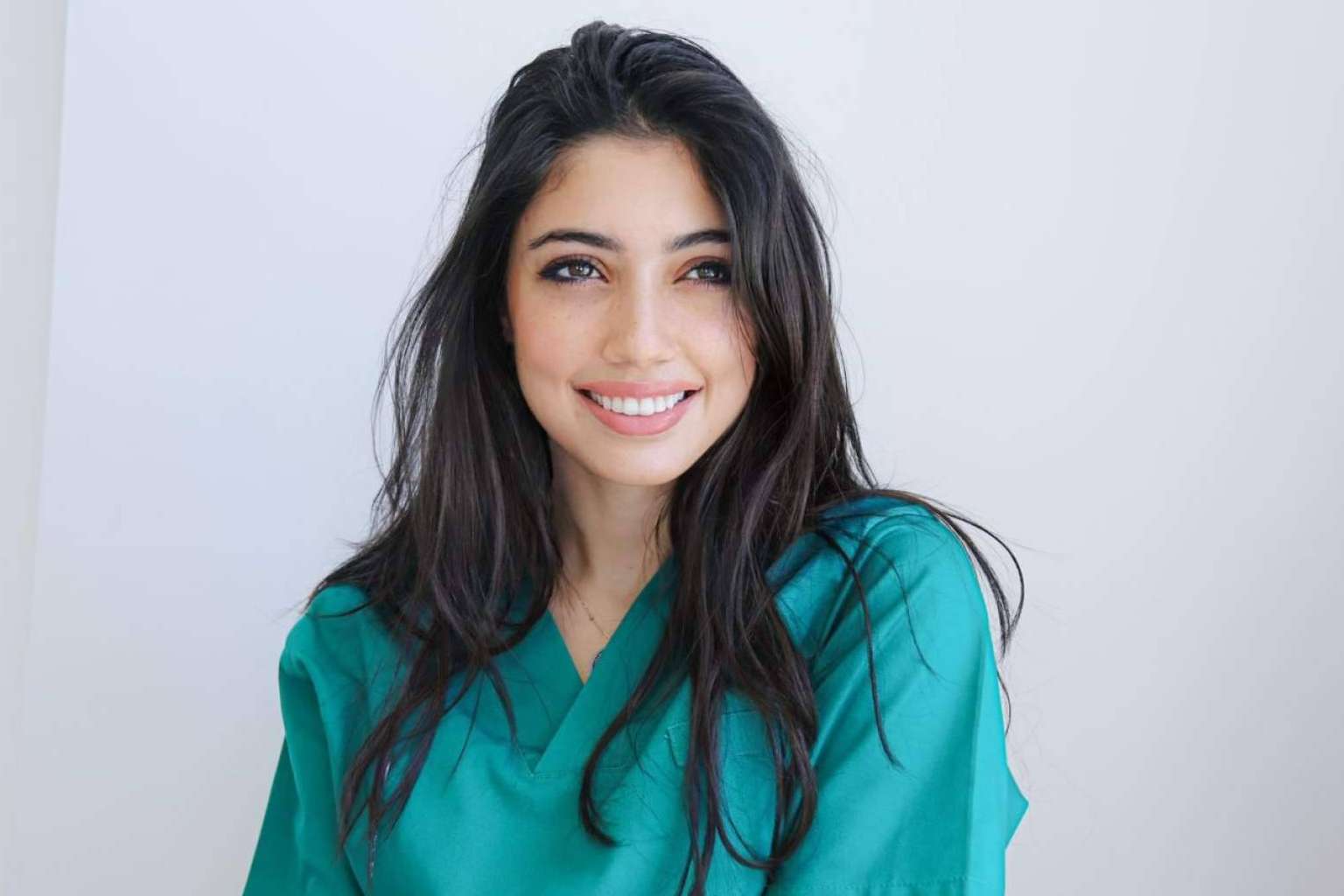 Yasmine Skali; La mujer que está cambiando la odontología con tecnología y visión