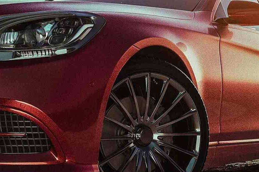 ¿Cómo logran las marcas automotrices una adhesión perfecta en materiales imposibles?