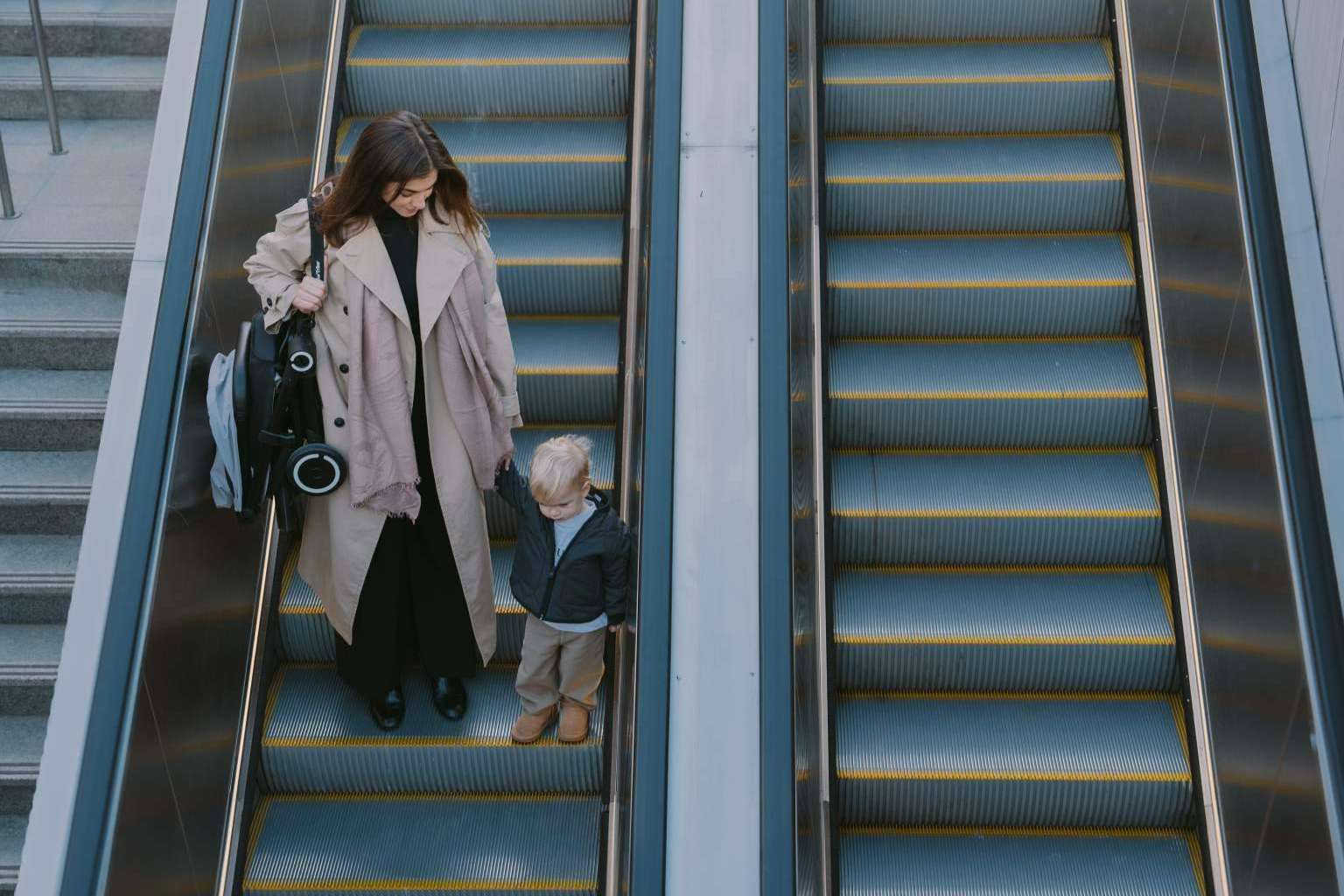 SmarTrike presenta Traveler, el cochecito de bebé fácil de transportar en viajes