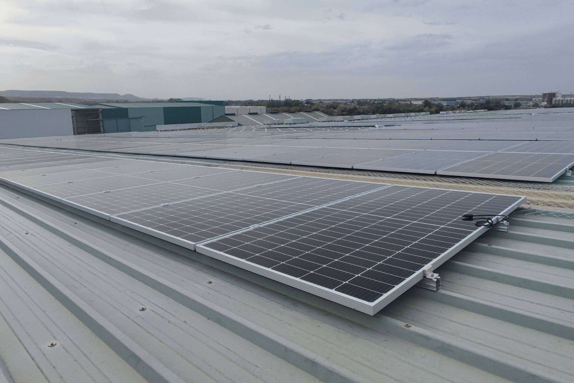TUVATIO ayuda a las empresas a reducir su factura energética gracias al autoconsumo solar