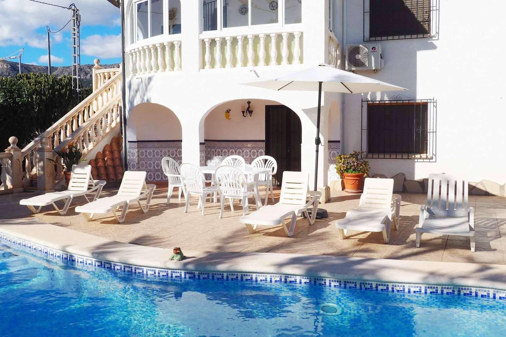 Cómo elegir la villa perfecta para vacaciones en Calpe