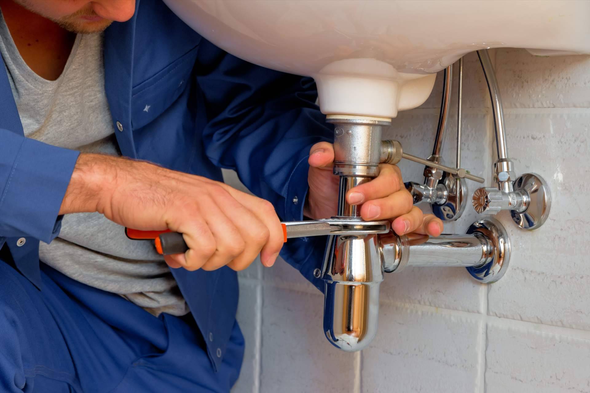 El servicio con fontaneros de confianza en Mijas y Mijas Costa que ofrece Reparaciones González