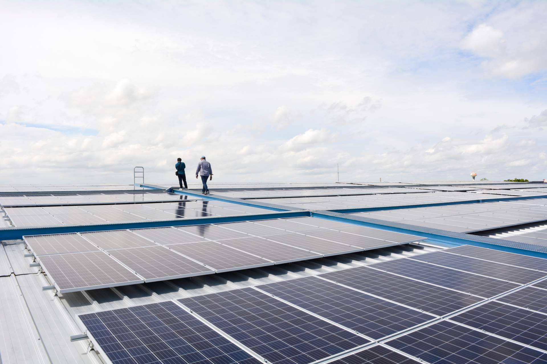 CAVO ENERGÍAS impulsa el ahorro empresarial con soluciones de PPA fotovoltaica industrial sin inversión inicial