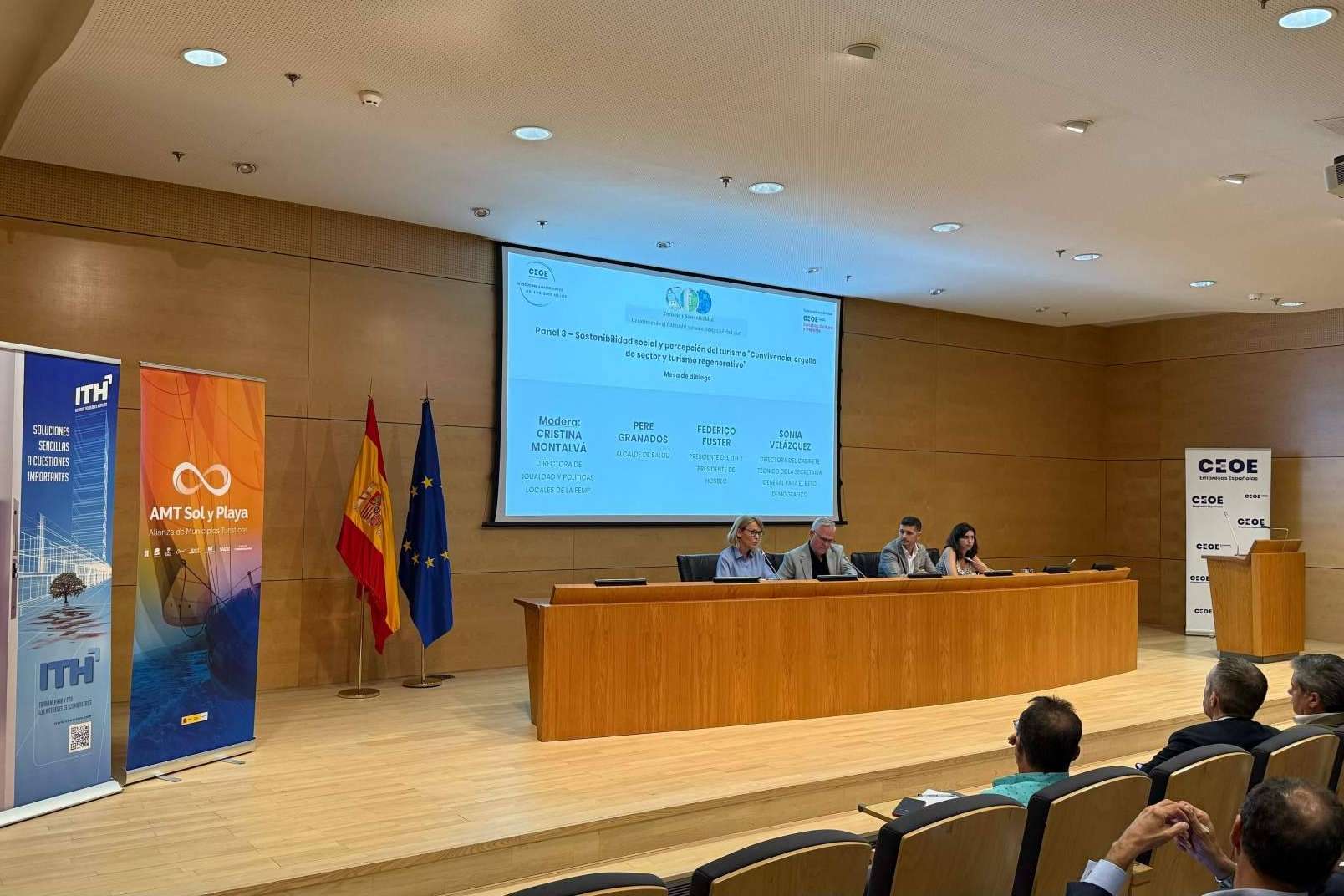 Los municipios turísticos defienden un modelo de sostenibilidad social y convivencial en sus territorios