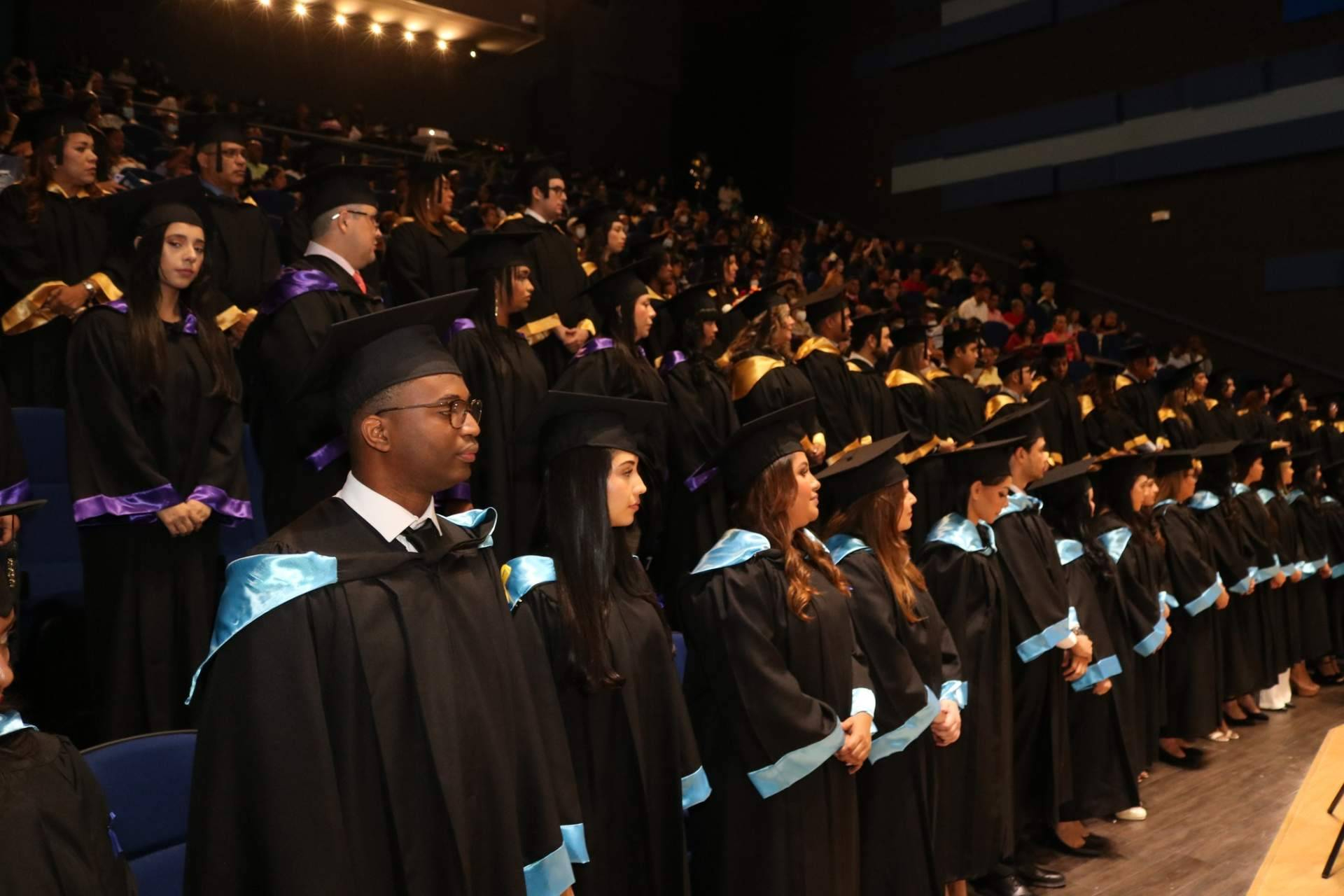 Universidad Latina de Panamá; qué ofrece la carrera de negocios a los nuevos profesionales