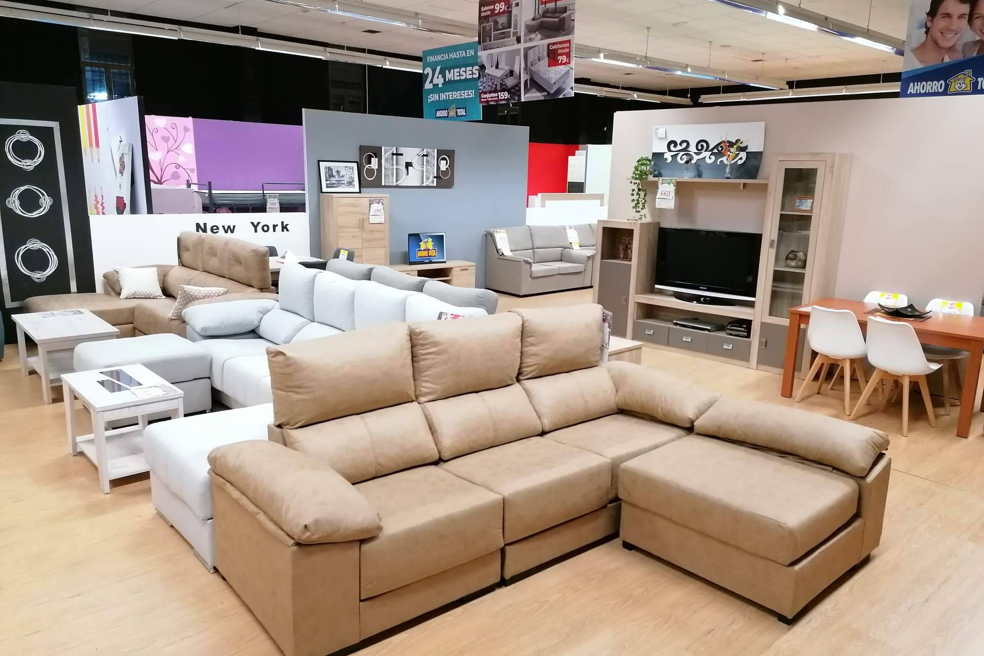 Ahorro Total demuestra que no hace falta esperar al Black Friday para comprar muebles al mejor precio