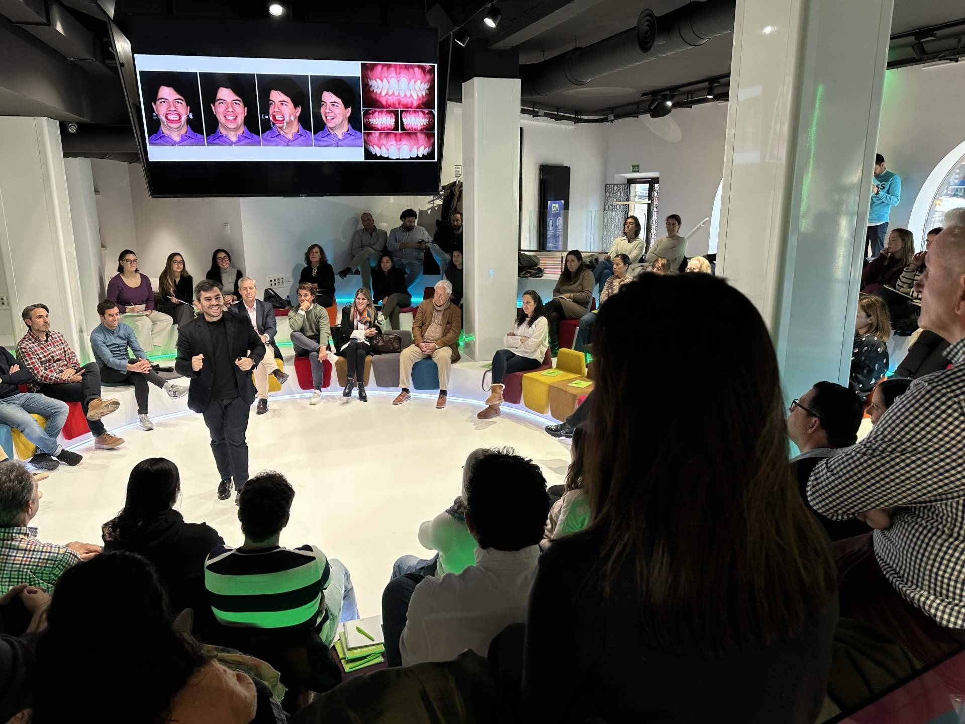 Dental Astur celebra un año más en Oviedo su 'Evento del Año'