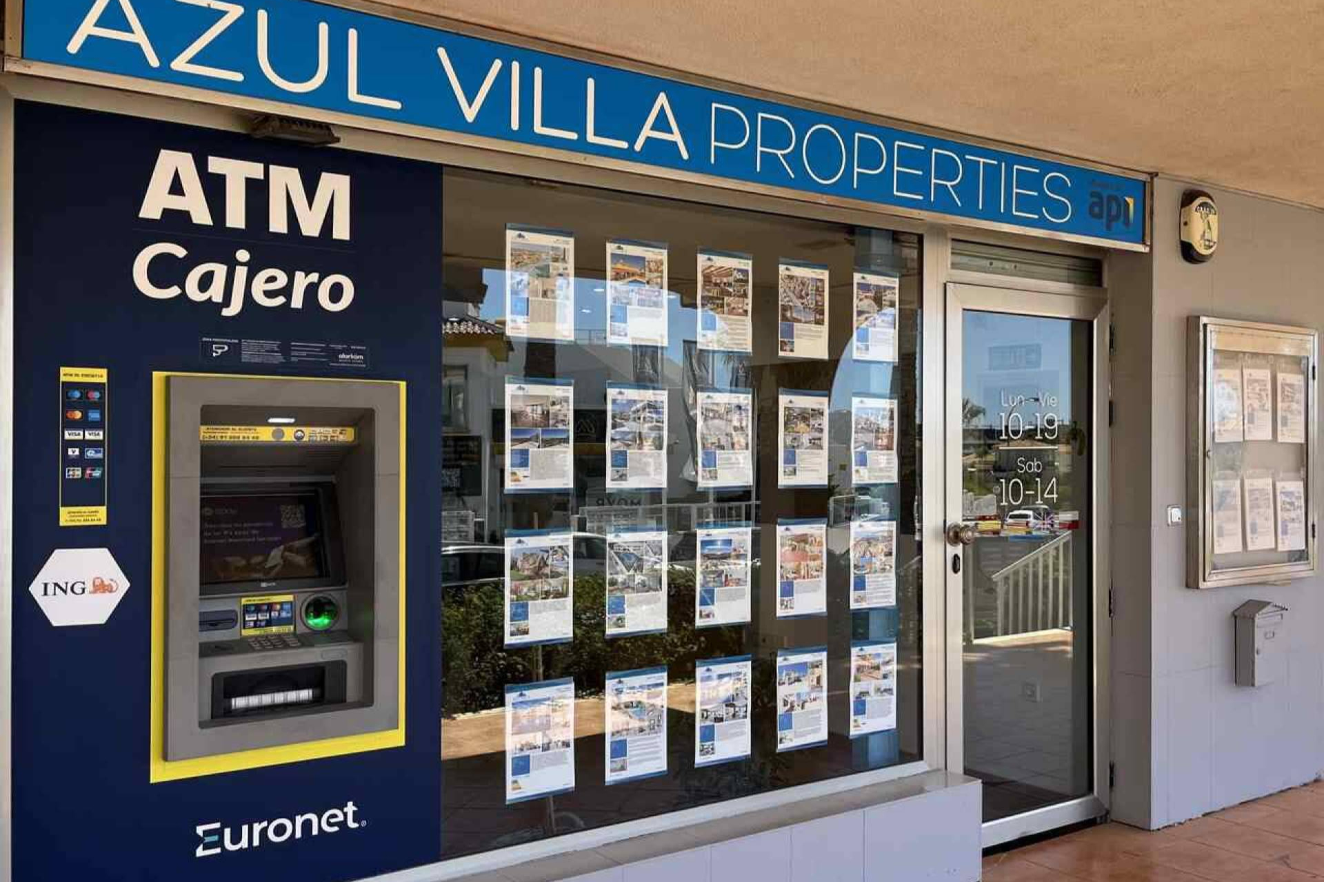 Azul Villa refuerza su cartera inmobiliaria en la Costa Blanca para clientes de Polonia y otros mercados internacionales
