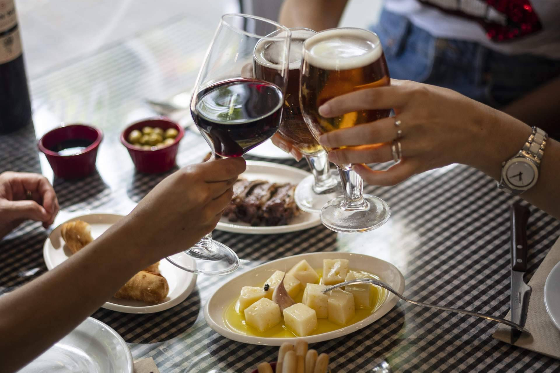 Pasa Tapas se consolida como parada imprescindible para ir de tapeo en la Barceloneta