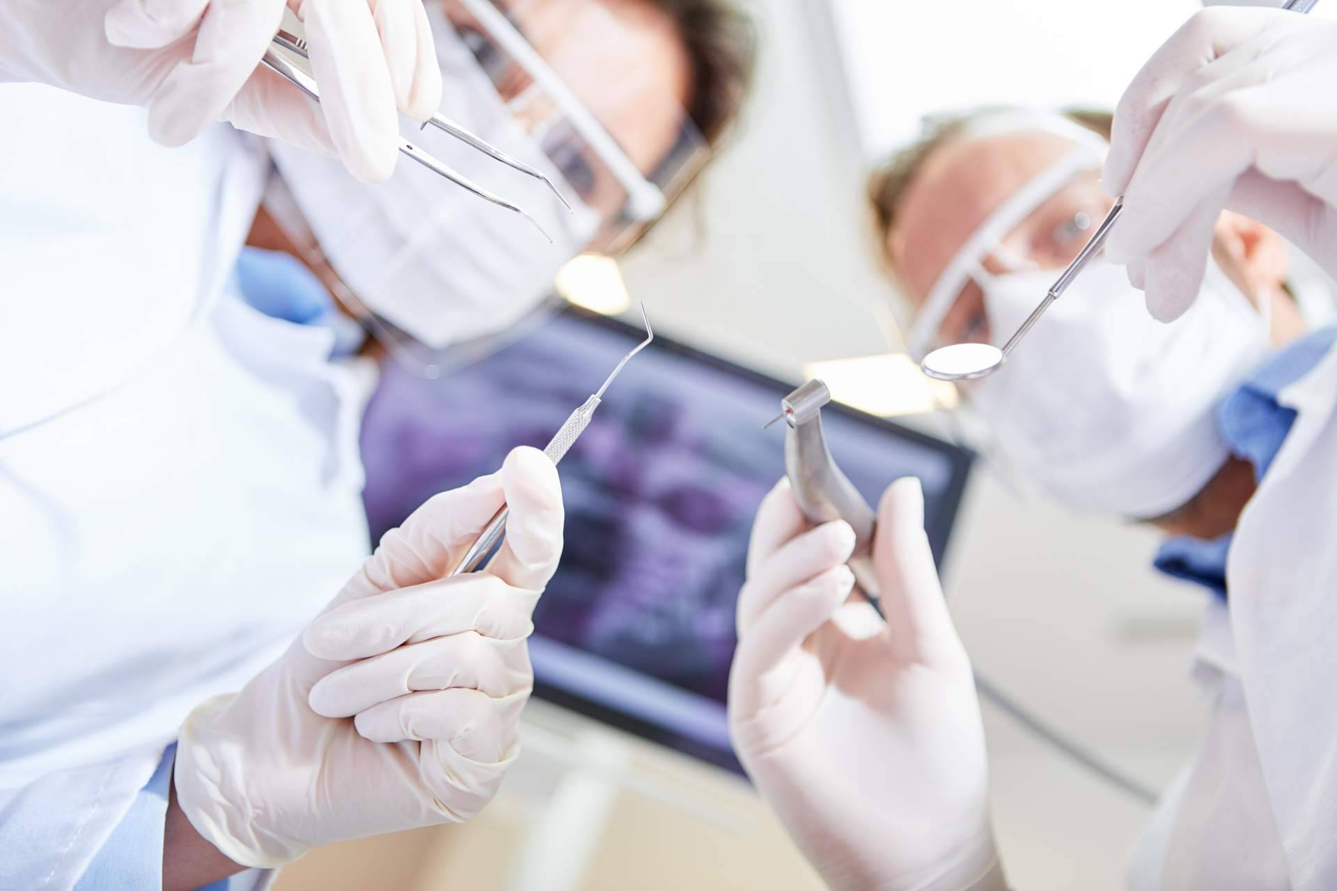 Clínica Calvo de Mora consolida su excelencia en cirugía maxilofacial en Madrid y servicios dentales avanzados